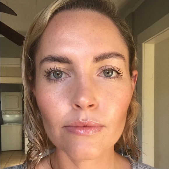 Meet your Posher, Maria - Picture 1 of 1